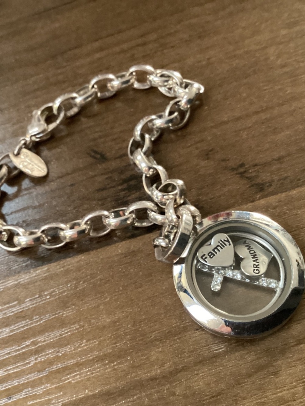 Origami Owl Silver tone Grandma Family Heart Cross Charm Bracelet